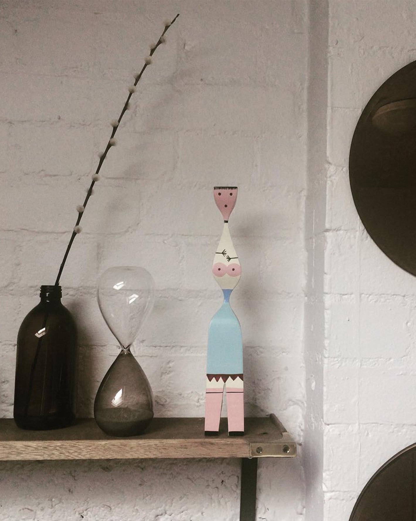 WOODEN DOLL Nº 7