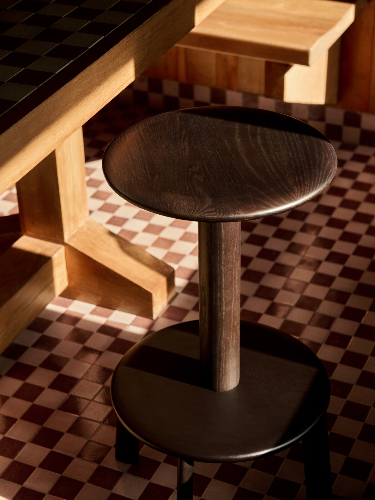 MASSIF TABURETE NEGRO