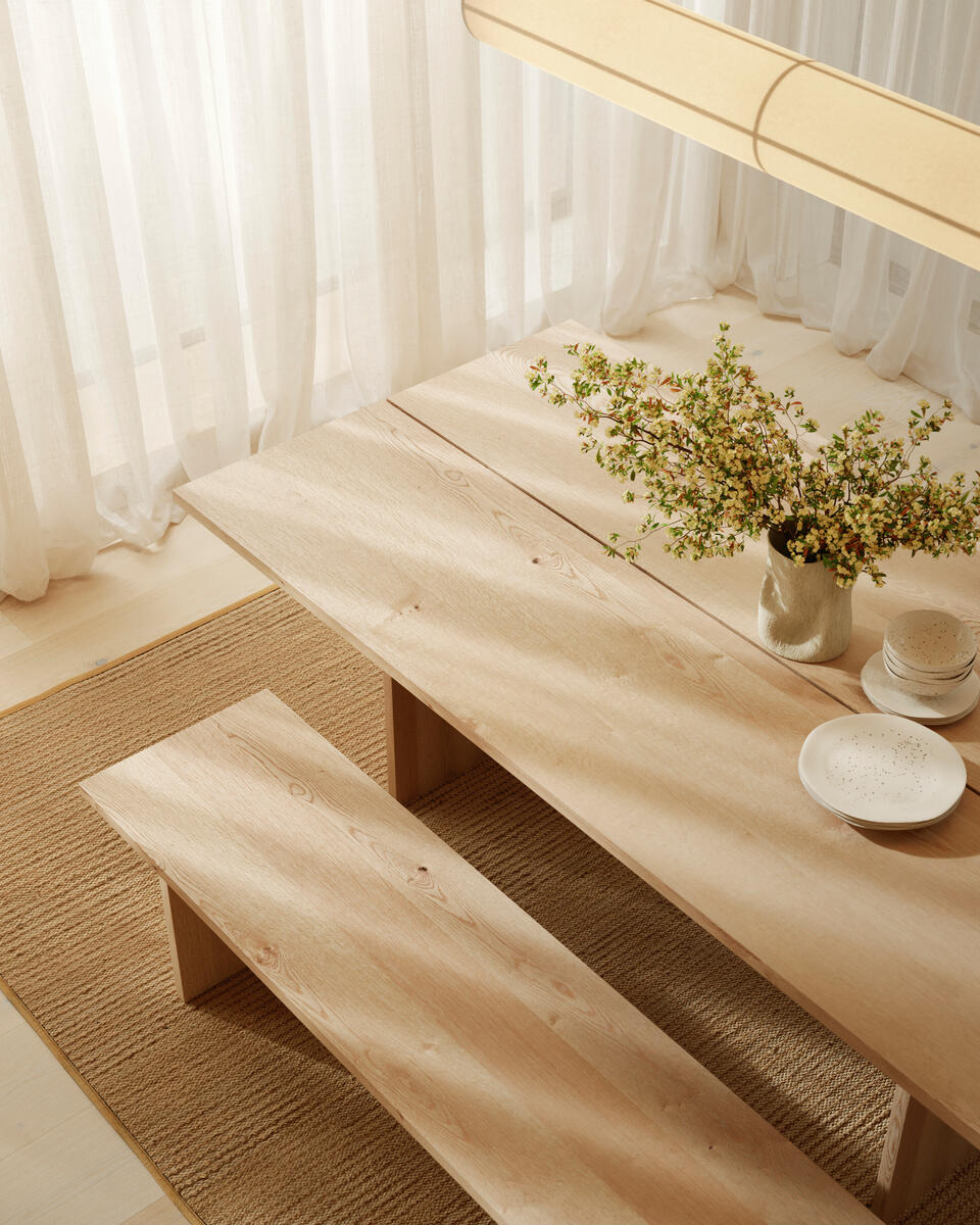 LEIHO MESA DE COMEDOR