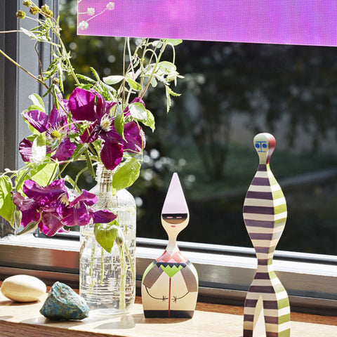 WOODEN DOLL Nº 16
