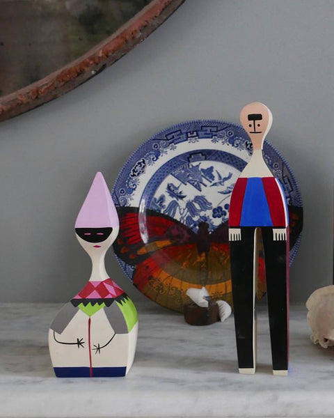 WOODEN DOLL Nº 22