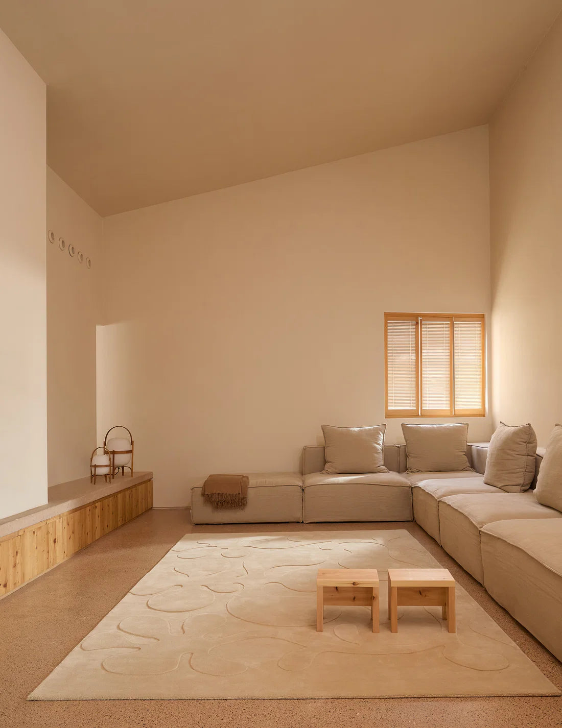 ALFOMBRA LUCIA EAMES™ ROOTED IVORY