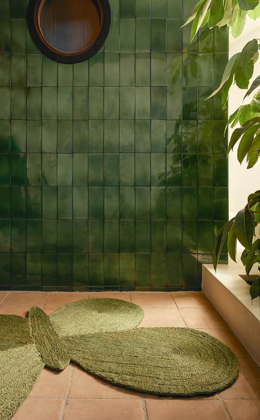 ALFOMBRA LUCIA EAMES™ BUTTERFLY JUTE MOSS