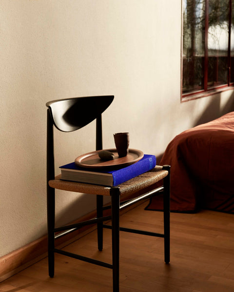 SILLA DRAWN HM3 ROBLE LACADO NEGRO
