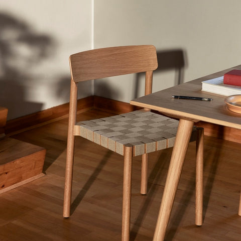 SILLA BETTY TK1 ROBLE CON LINO NATURAL