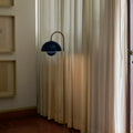 FLOWERPOT VP12 LÁMPARA DE PIE STEEL BLUE