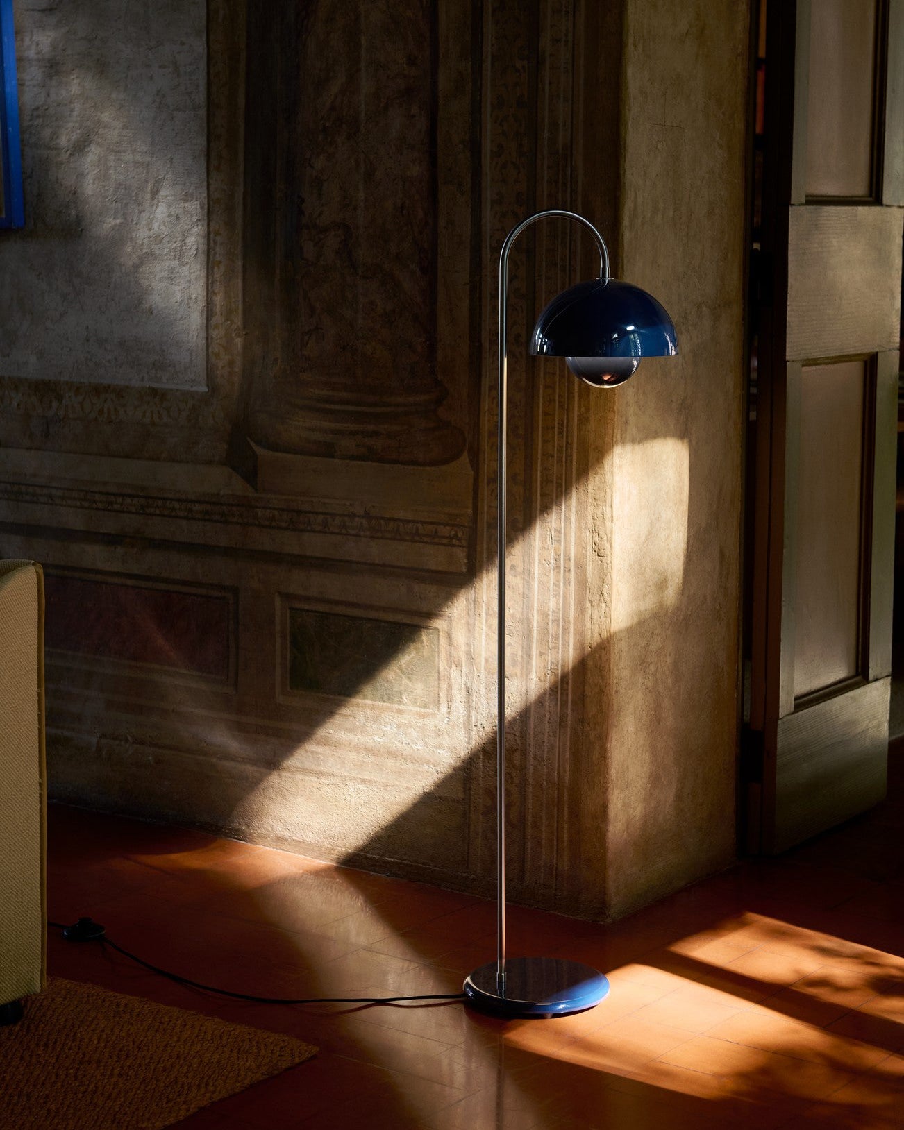 FLOWERPOT VP12 LÁMPARA DE PIE COBALT BLUE