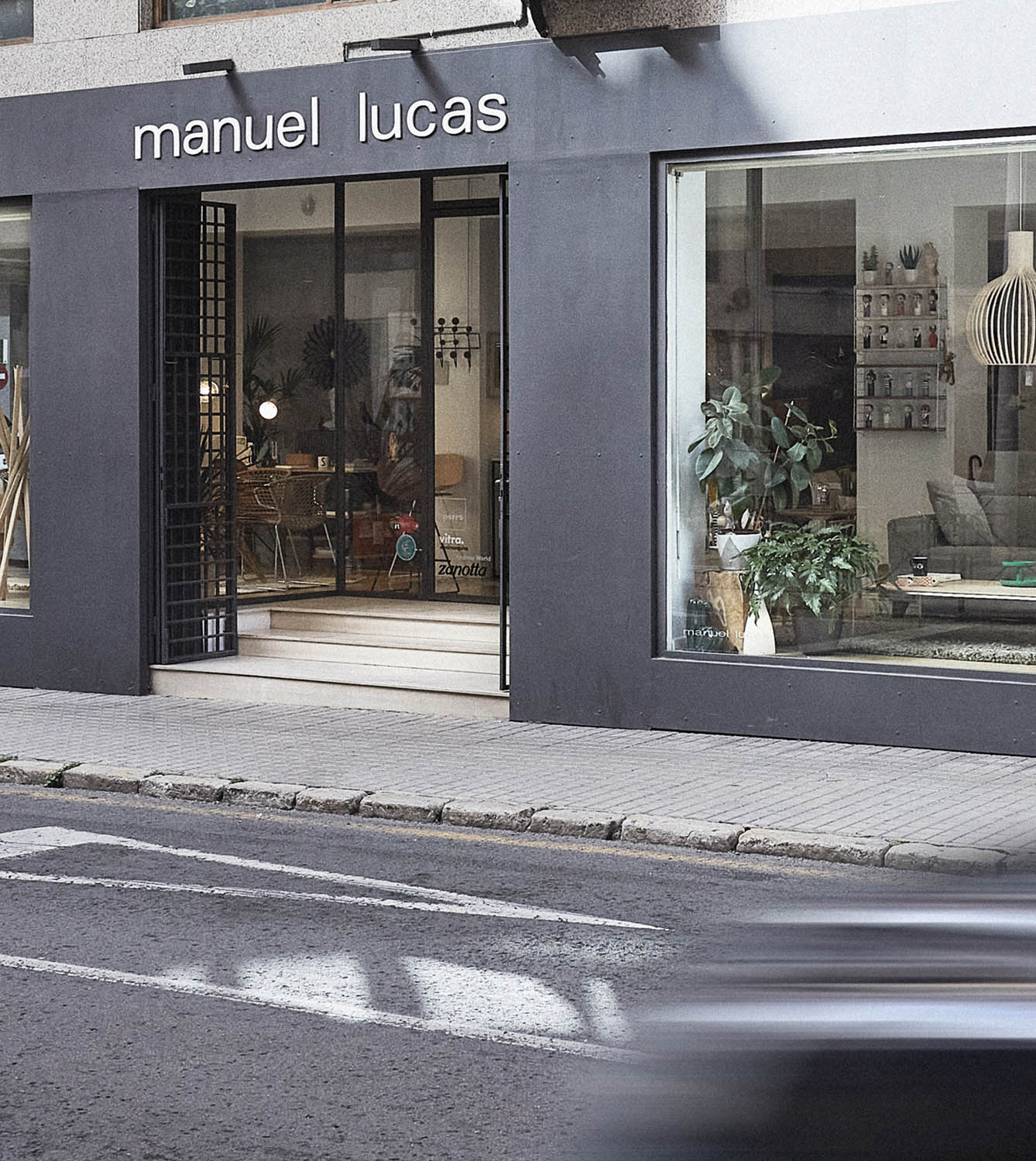 Manuel Lucas tienda muebles y decoracion